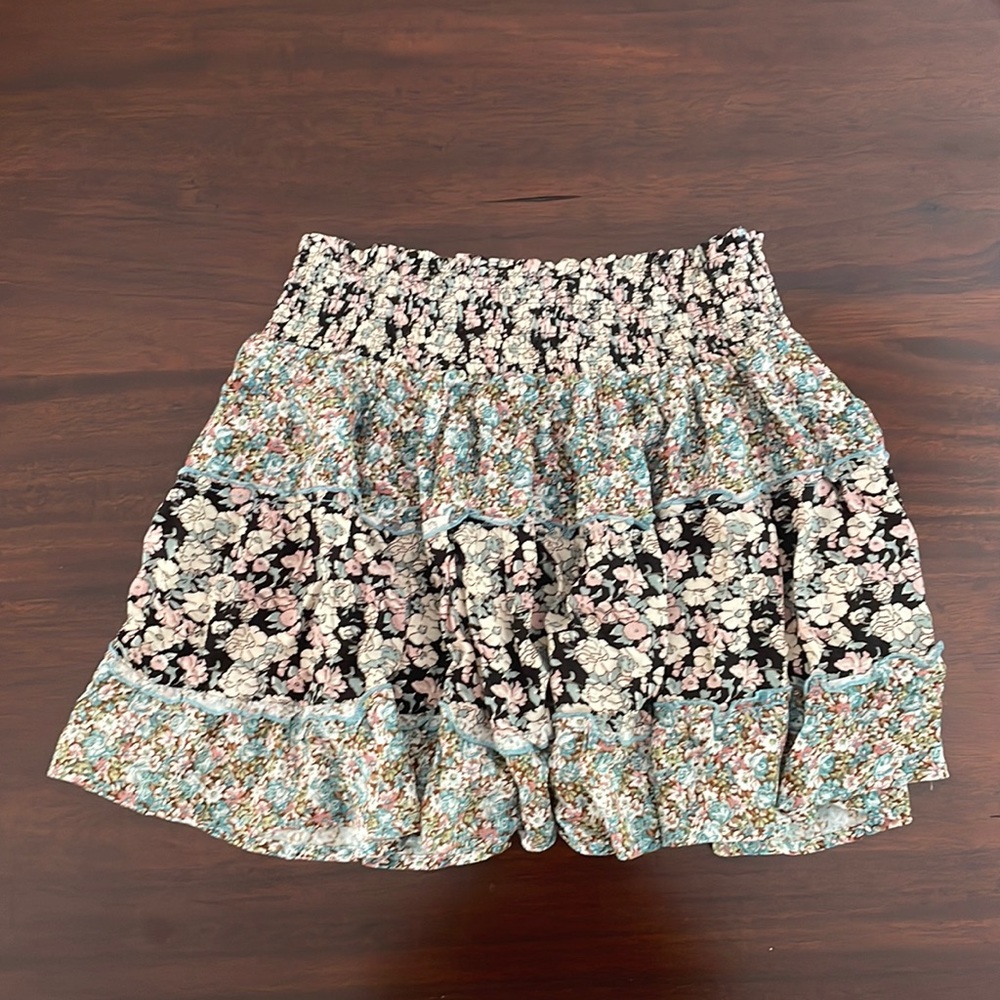 Natural life skirt